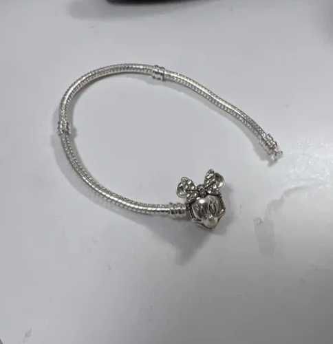 Гривна Пандора|Pandora