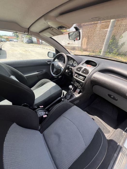 Пежо 206cc 1.6 бензин