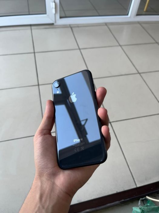 Продаётся Iphone XR 64 gb