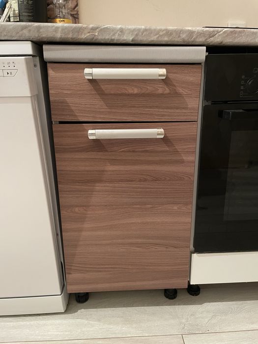 Кухоный гарнитур