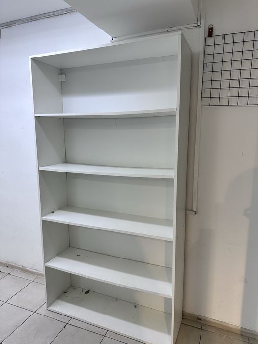 Продается Для цветочного магазина б/у