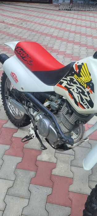 *Cross Honda xr100