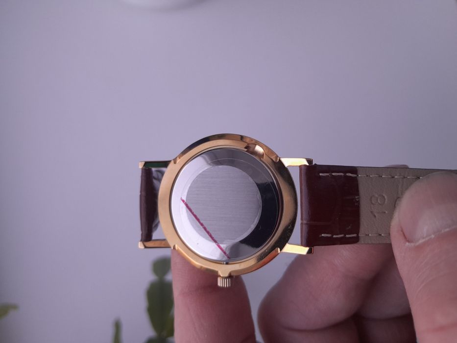 Продам новые часы СССР.