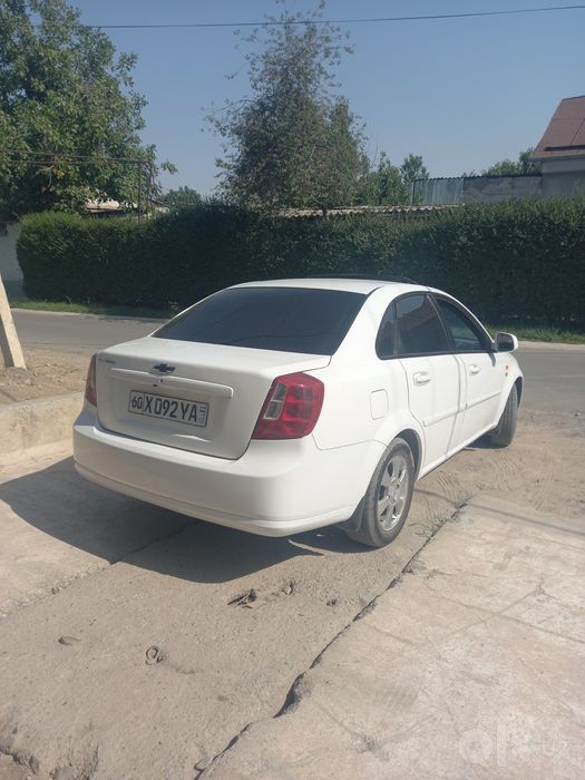 Краска кузуф босилган
