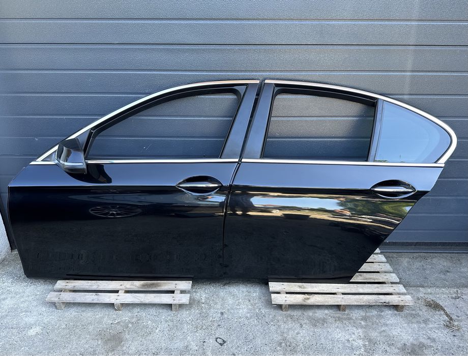 Usi stânga / Portiere stânga BMW Seria 5 F10 F11, Negru