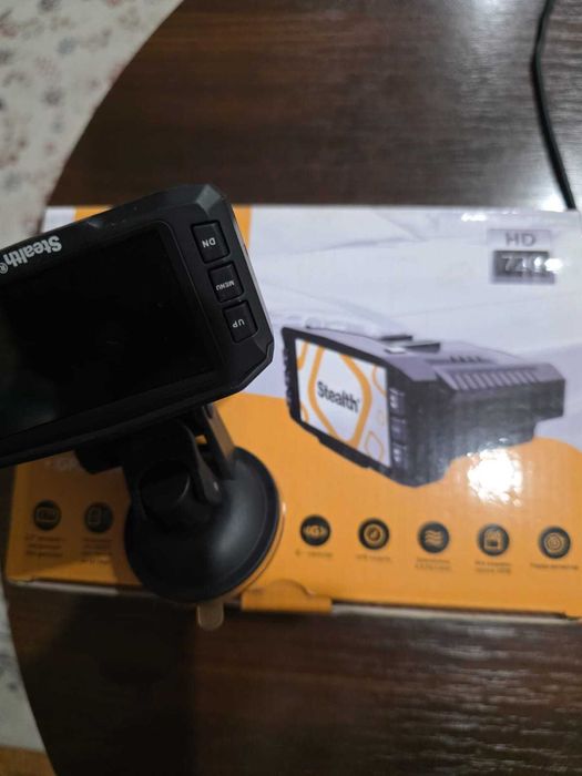 Продам видио регистратор для авто.