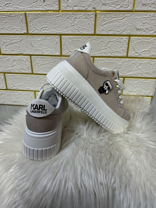 Adidași pentru damă