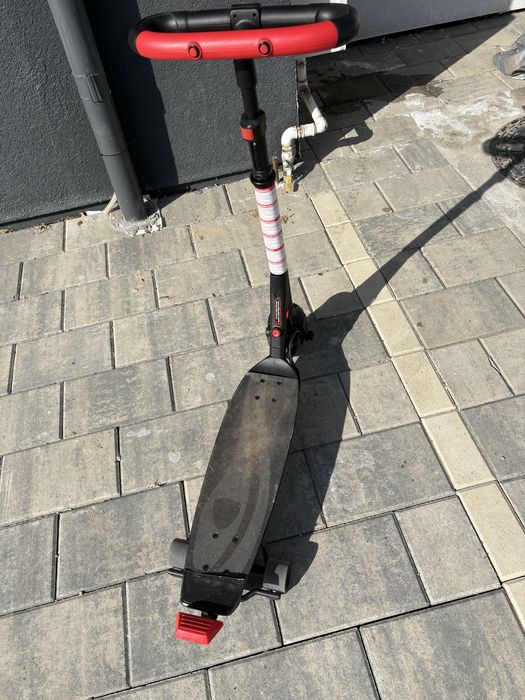 Trotineta electrica pentru copii 3 roti