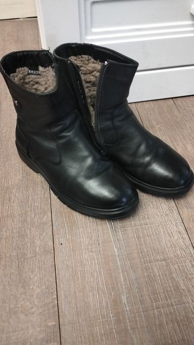 Продам обувь для подростков состояние хорошее