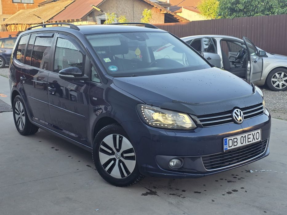 Vw Touran 1.6 tdi automat unic proprietar stare ireproșabilă.acte la zi fiscal pe loc