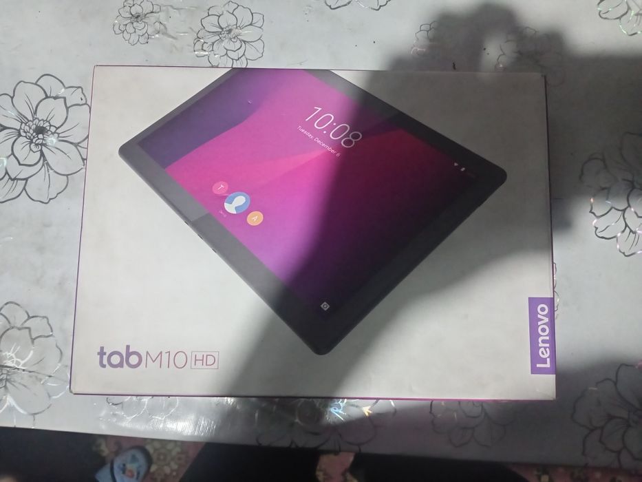 Планшет продам срочно