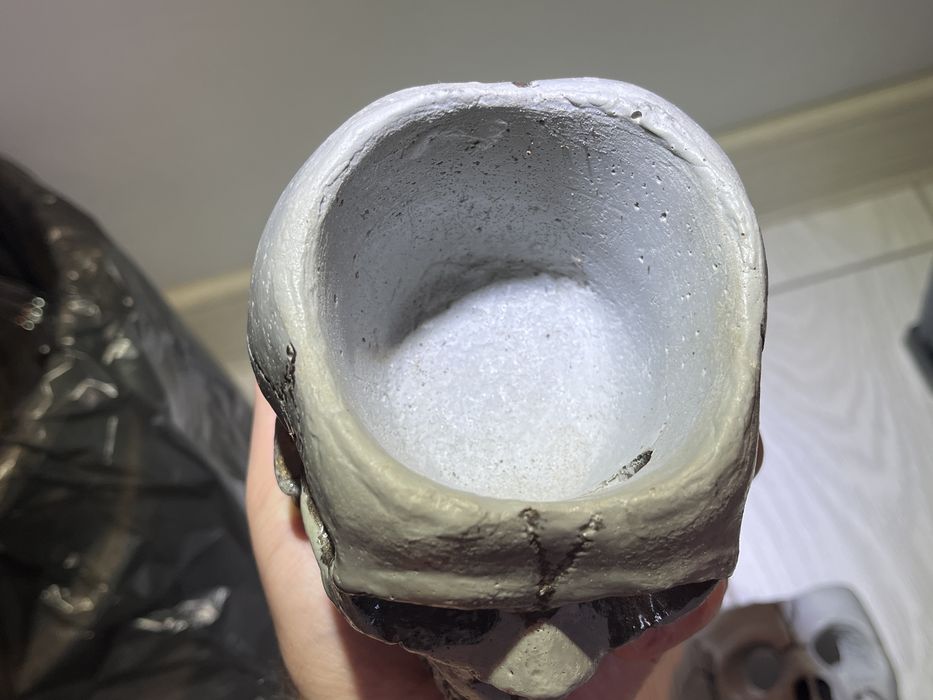 череп пепельница