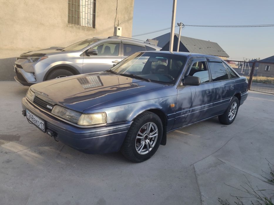 Продам машину Мазда 626
