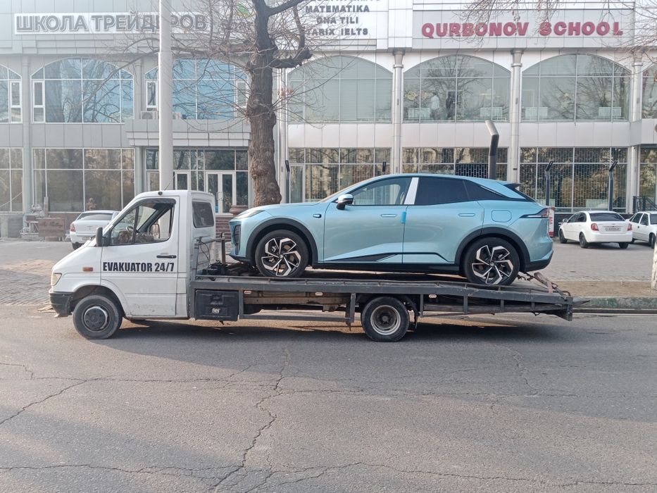 Evakuator xizmati 24/7