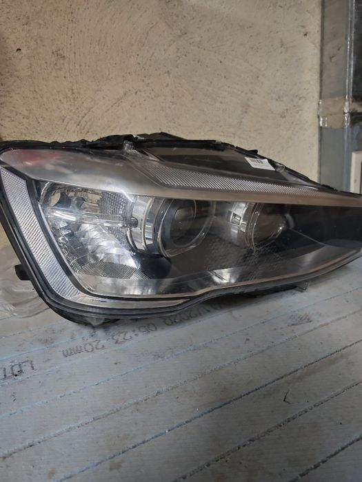 Десен фар БМВ х3/х4 ф24/ф25 завиващ