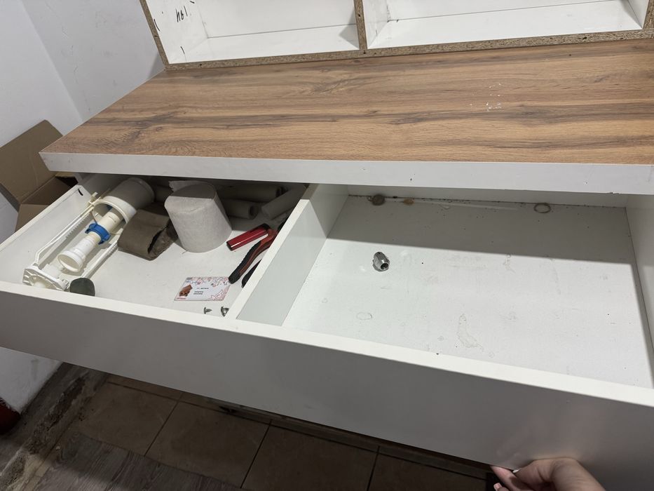 Кассовый стол. 1метр новый