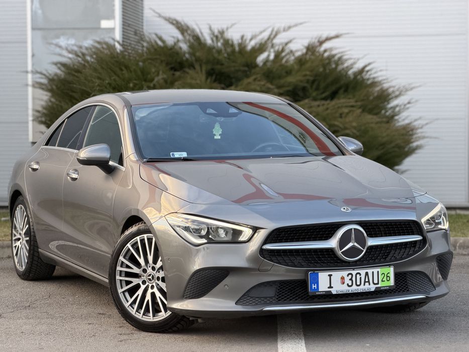 Mercedes-Benz~CLA 180~Burmester~Lumini Ambientale~Lane Assist~2020