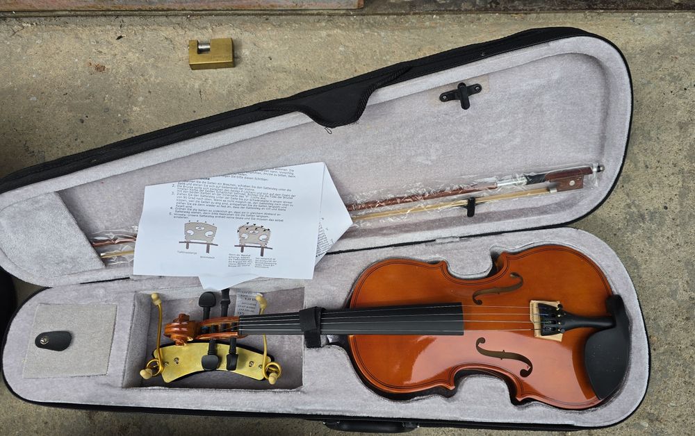 Цигулки/големи и малки/НОВИ/