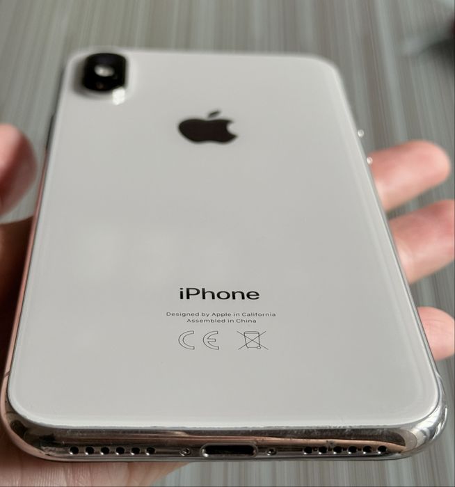 Айфон 10 plus в отличном состоянии