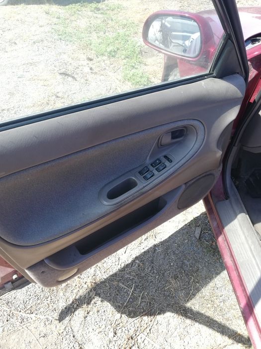 Мазда 626 1.8 газ на части /Mazda 626