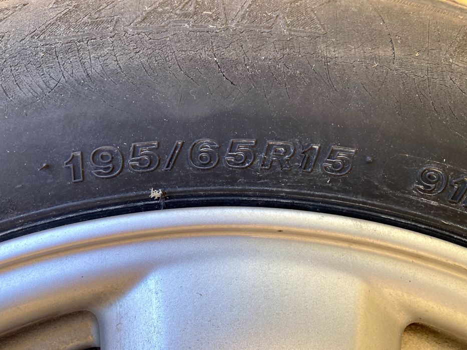 Jante aliaj, Model KBA 45582, 5x114,3 R15 + Anvelope iarna Bridgestone