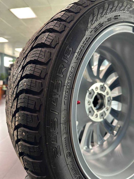 Шины BMW 245 / 45 / R 18 диаметр оригинал новые