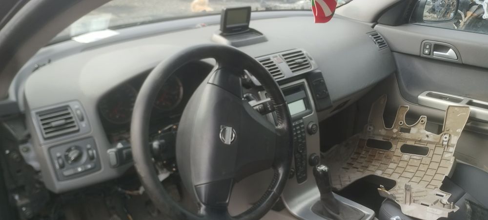 Волво В50 Volvo V50 дизел 2.0 136 коня