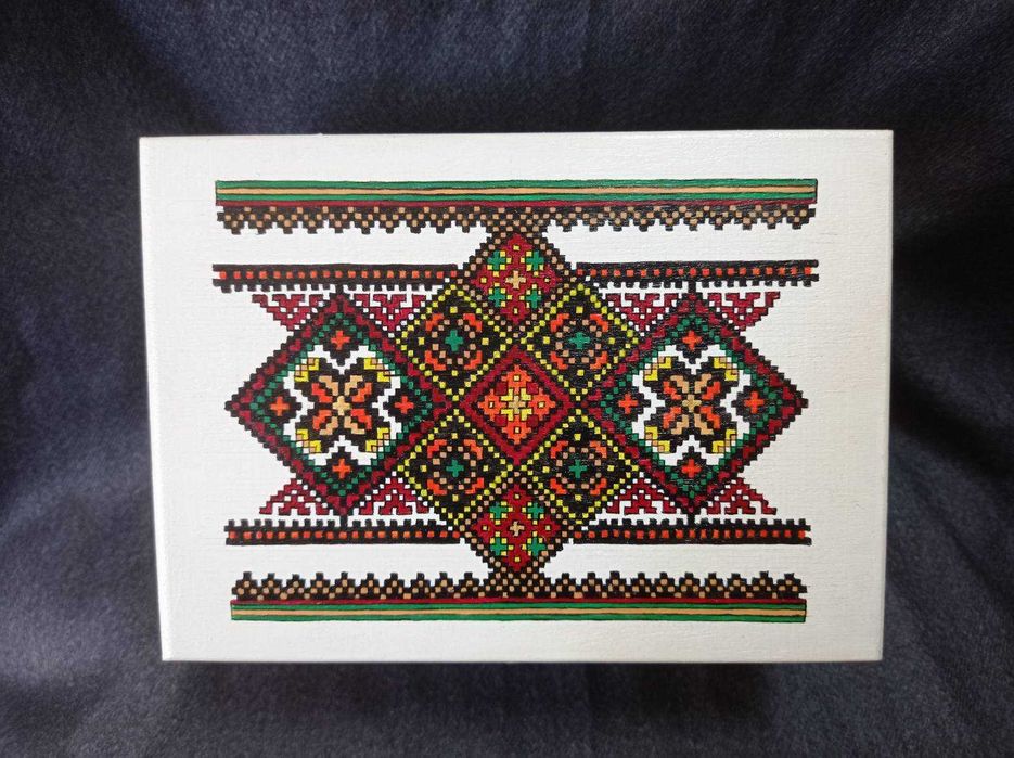 Кутия за бижута с български шевици - ръчна изработка