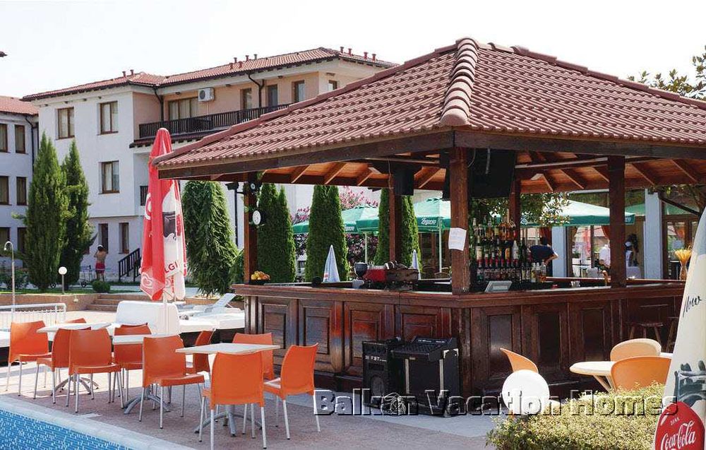 Продава се Едностаен апартамент в с. Рогачево, Област Добрич - 40 кв.м за 1150 €/кв.м - Снимка #14