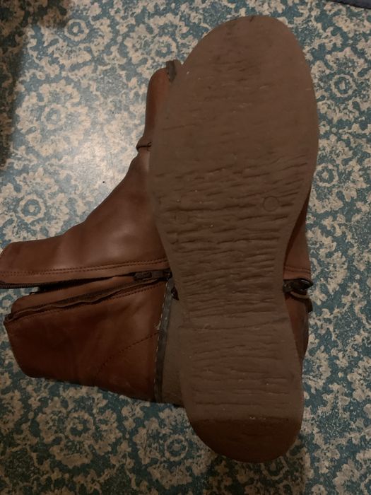 Продавам мъжки зимни обувки, естествена кожа, 42 номер