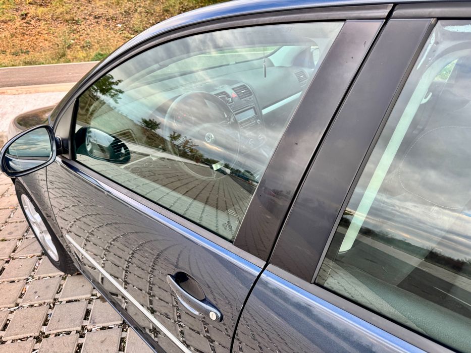 VOLKSWAGEN Golf 2009 — imagine 4