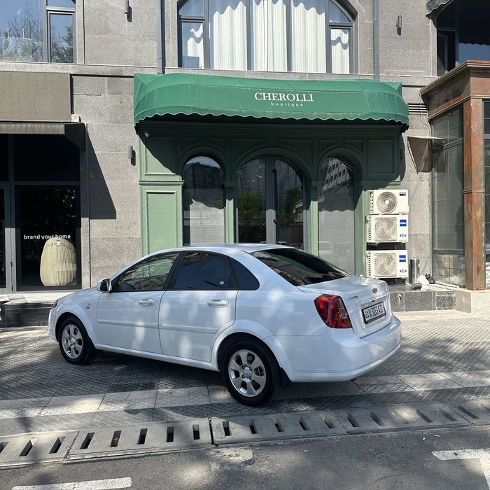 Gentra 2023 бел , 3 позия, 22 пробег, тоза