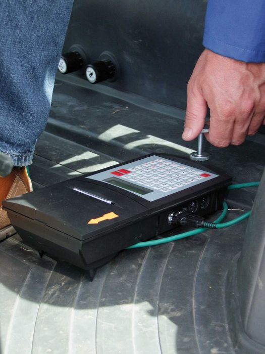 Decelerometru cu compensare MAHA Germania, model VZM300