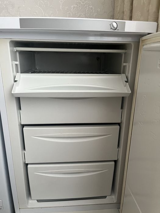 Морозильник на запчасти