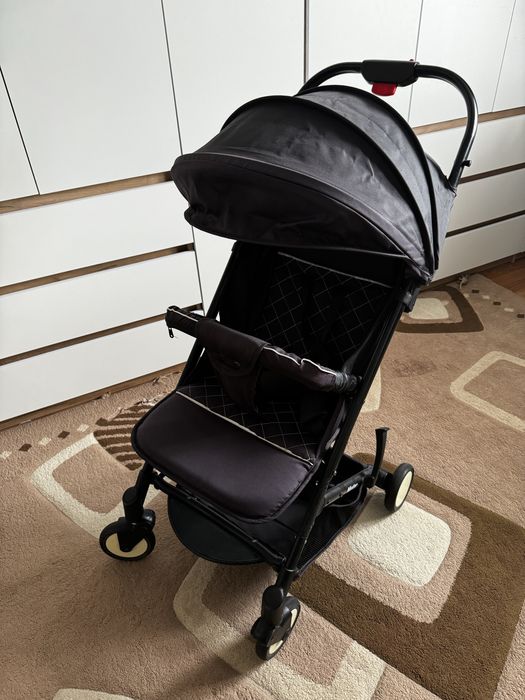 Коляска прогулочная