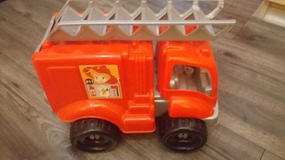 Голями нови конструктори, игри, коли, писти -25-45лв