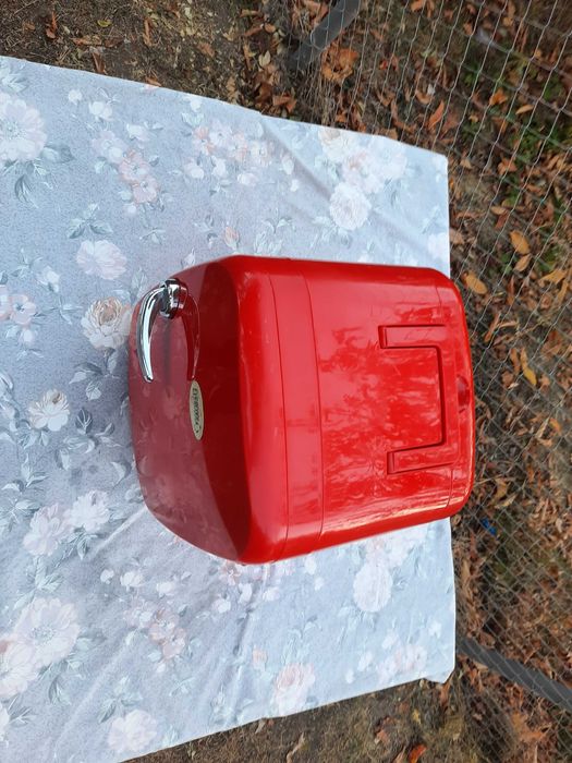 Мини хладилник EVERCOOL 12V и 220-240V