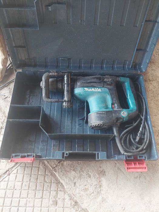 Перфоратор Макита