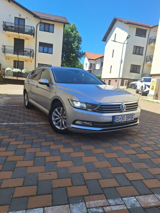 Volkswagen Passat B8 2.0 TDI 150 CP DSG-2016-ACC/LED/KEYLESS/MASAJ