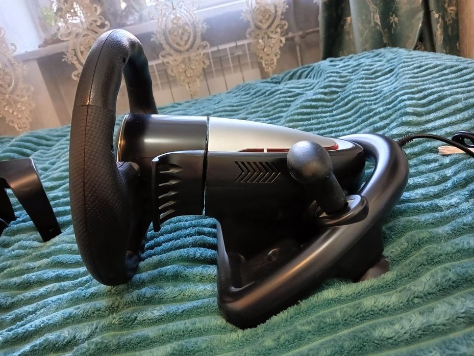 Руль игровой Sven GC-W800