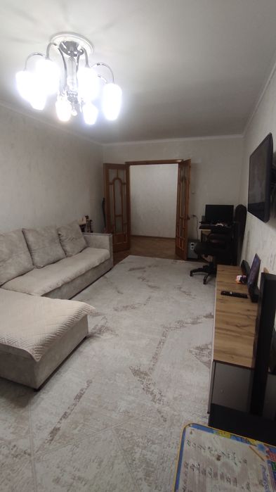 Продам 3-х комнатную квартиру