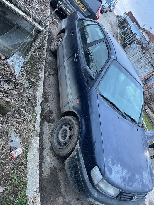 Passat b4 1.8 benzin