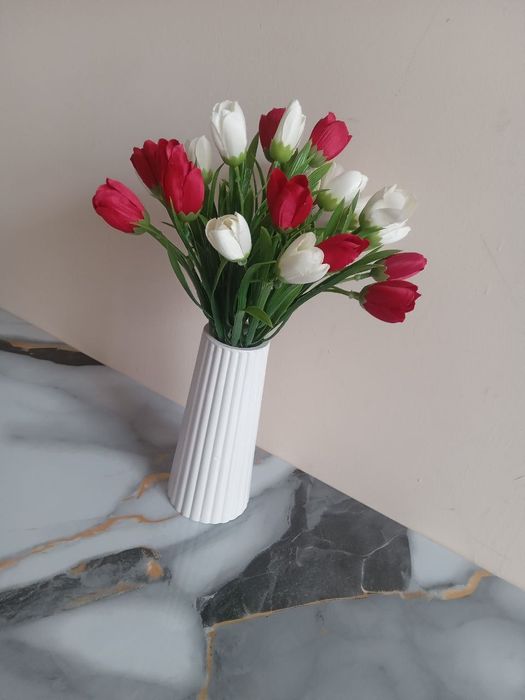 Sovga uchun suniy gullar optom narxda