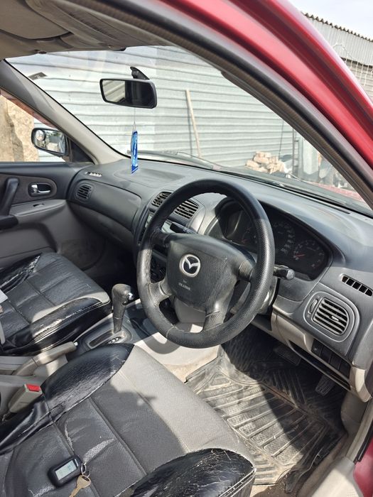 Продам Мазду 323 автомат