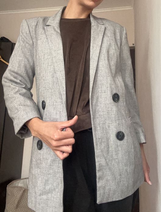 Сиво Сако Bershka