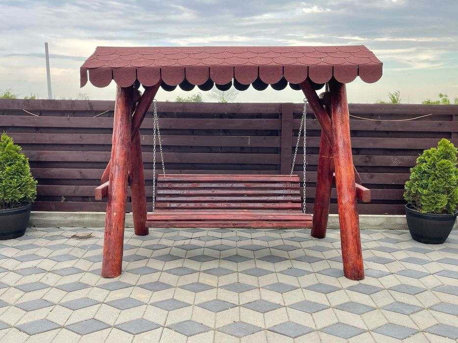 Balansoar din lemn masiv / leagan din lemn