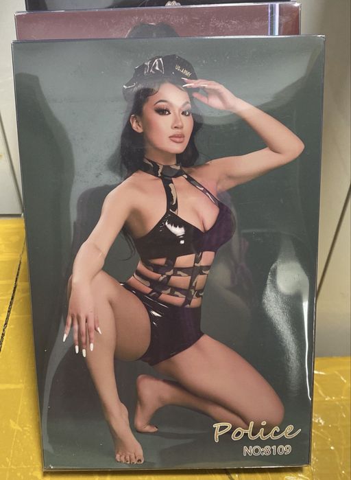 Costume, Lenjerie intima Femei