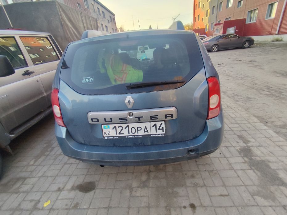 Продам рено дастер
