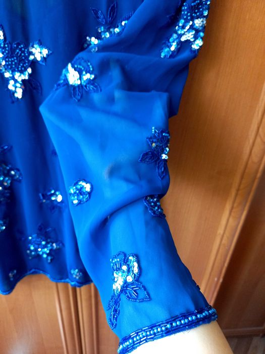 Женская одежда кофта синяя вышитая