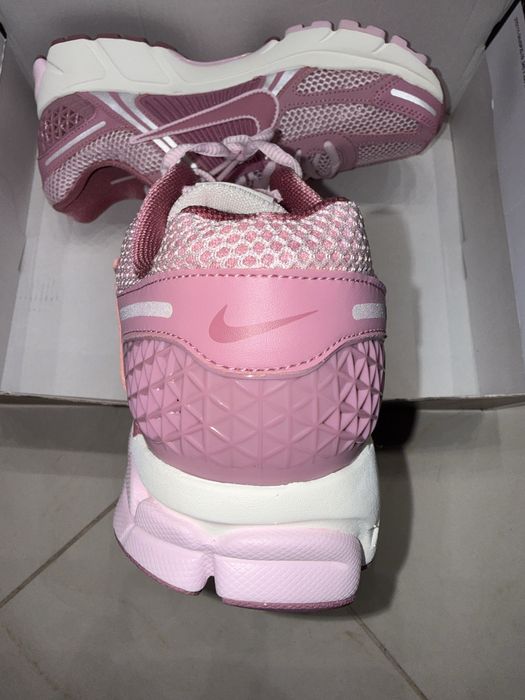 Маратонки Nike Air Zoom Vomero 5 “Elemental Pink”  - размер 42.5, 43